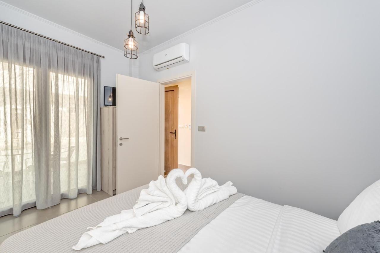 Seaview Apartment Sunrise Near To Falassarna Beach Kolimvarion Bagian luar foto