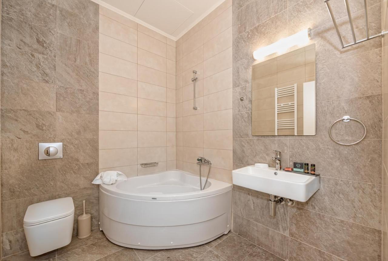 Seaview Apartment Sunrise Near To Falassarna Beach Kolimvarion Bagian luar foto